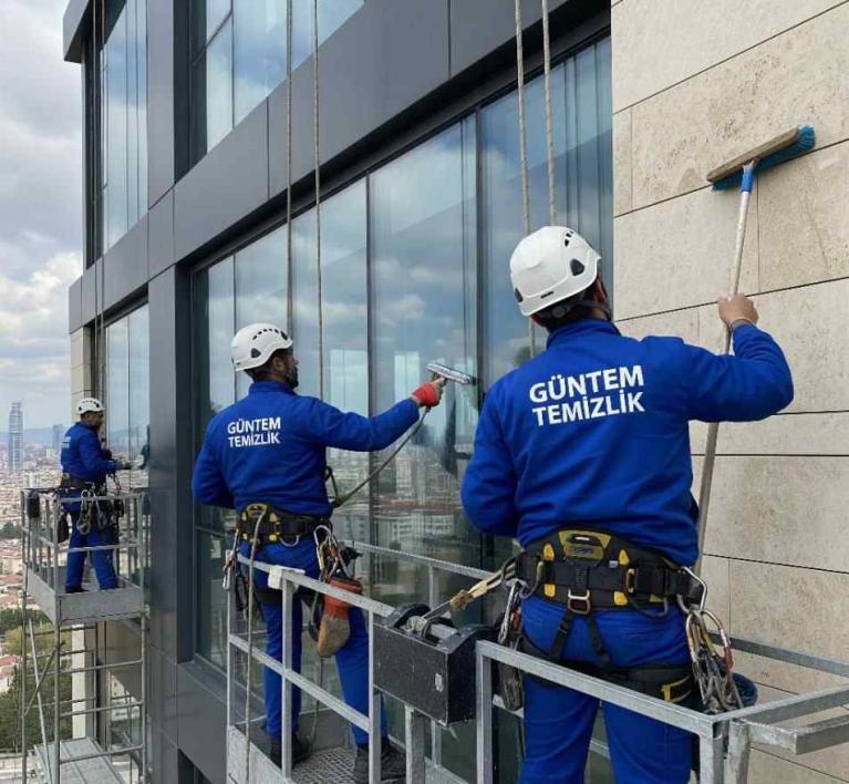 Kompozit temizliği hizmetleri