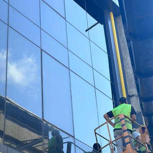 Kusursuz dış cephe cam temizlik uygulaması